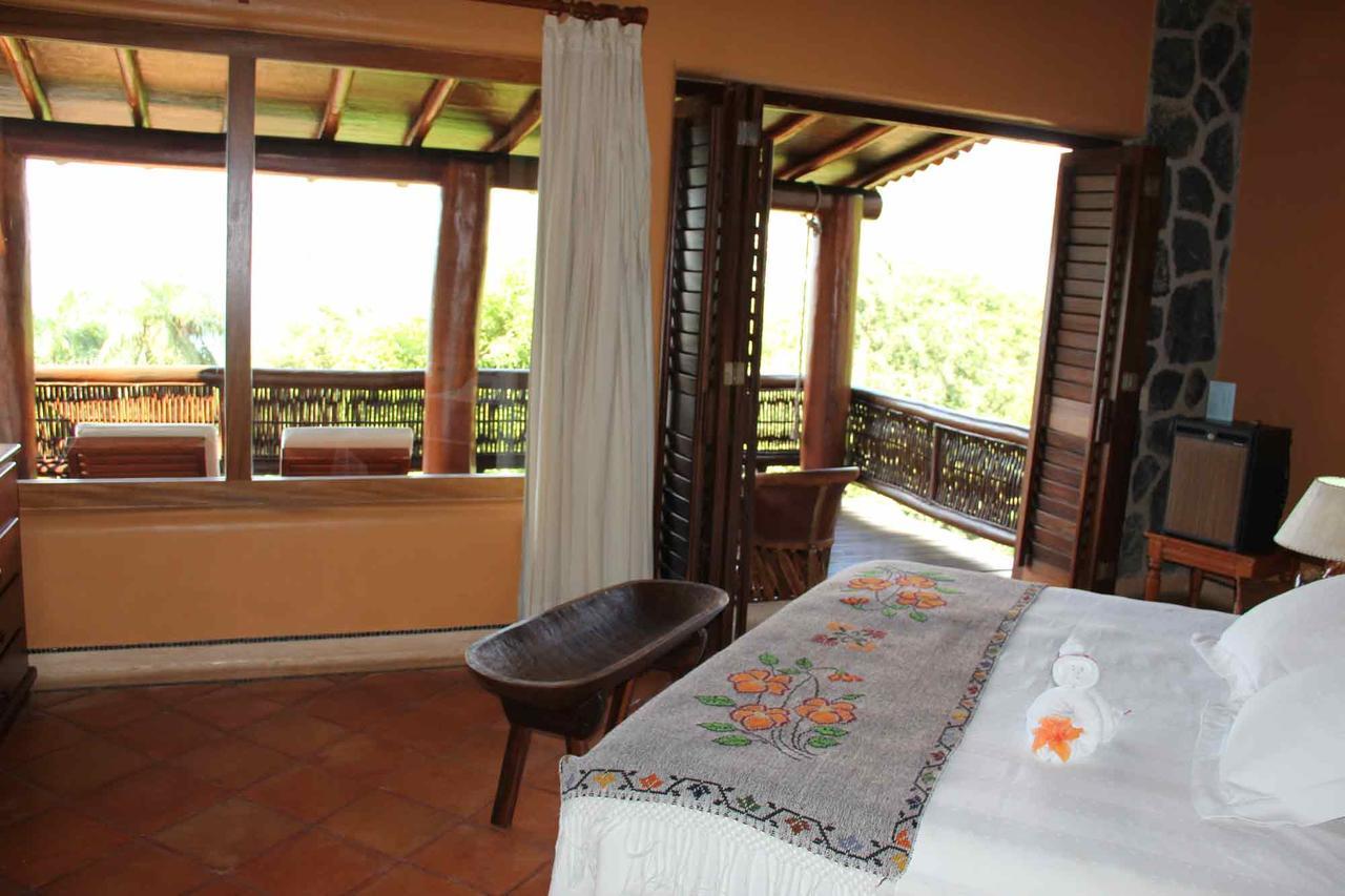 Hotel Casa Don Francisco Ixtapa  Exterior foto